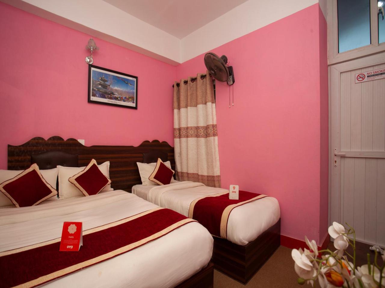 Oyo 195 Global Hotel And Resort Kathmandu Esterno foto